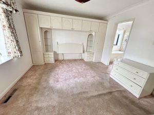 Bedroom- click for photo gallery